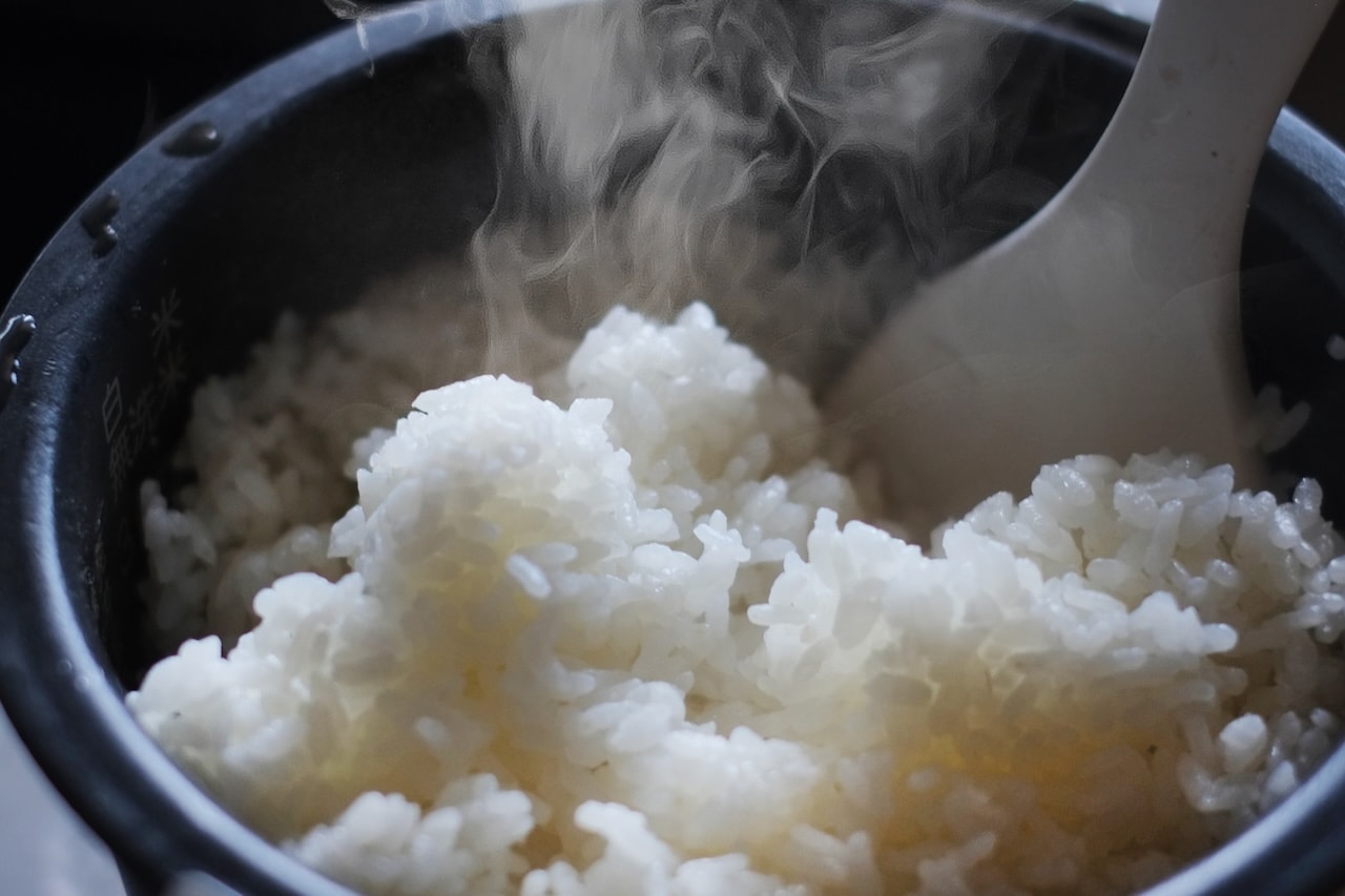 炊き立てご飯提供